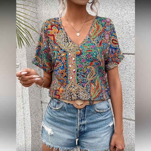 Boho floral paisley print batwing sleeve V neck blouse - Picture 4 of 6